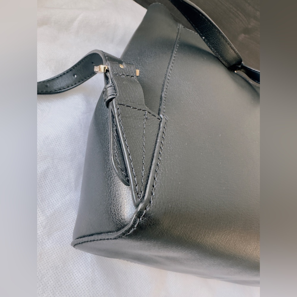 NWT Michael Kors Rivington Medium Leather Backpack in Black - Picture 8 of 16